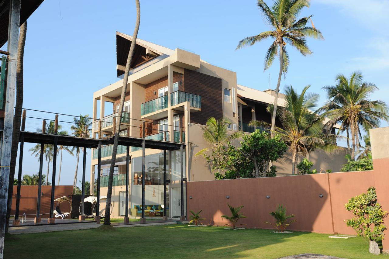 Saprin Beach Resort Uswetakeiyawa Luaran gambar